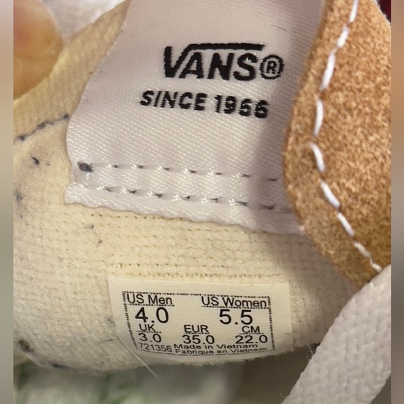 Vanz  athletic  Shoes unisex, tan color in good condition. - Picture 7 of 7